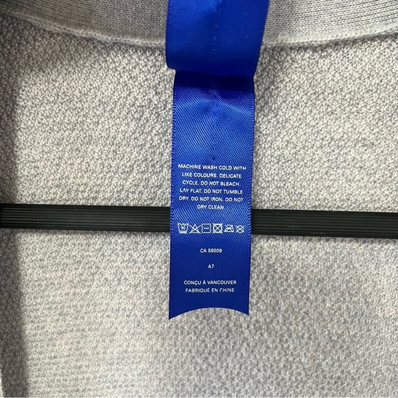 Kit and Ace In the Clouds Wrap Long Cardigan 
Size XS/ S Merino Wool - Picture 5 of 8